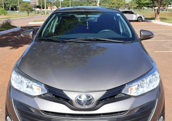 TOYOTA YARIS 1.5 16V FLEX SEDAN XL MULTIDRIVE TOYOTA YARIS 1.5 16V FLEX SEDAN XL MULTIDRIVE